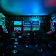 gaming room with arcade machines